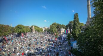 Lifting Sultan Mehmet Fatih’s Curse For Hagia Sophia With Historical Friday Prayer